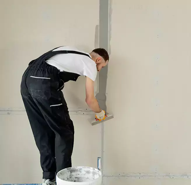 Why Choose United Rapid Restoration for Fixing Water Damaged Drywall in Huron, SD?